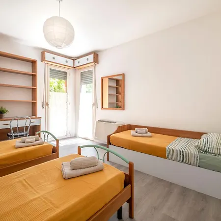 Апартаменты La Casina Dei Cachi Римини